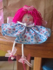 bambola fatta a mano